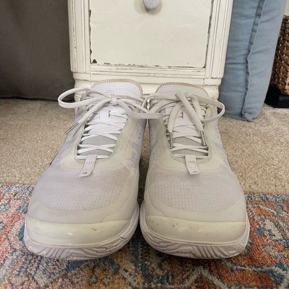 Adidas Avacourt Tennis Court Shoes - Picture 4 of 10